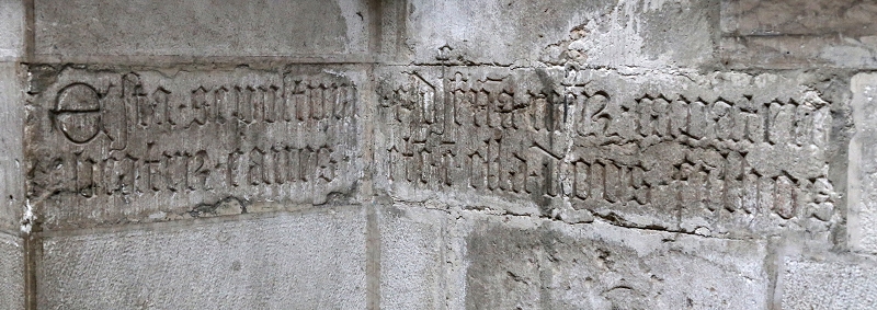 Blackletter memorial to a shoemaker, Lisbon cathedral