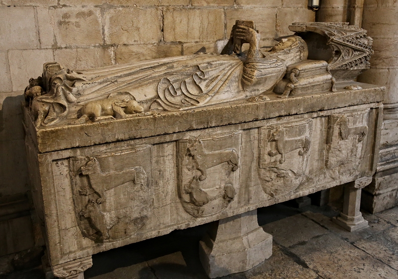 Maria de Vilalobos, Lisbon cathedral